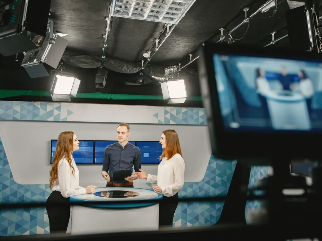 Servicios de alquiler audiovisual con soporte técnico incluido.